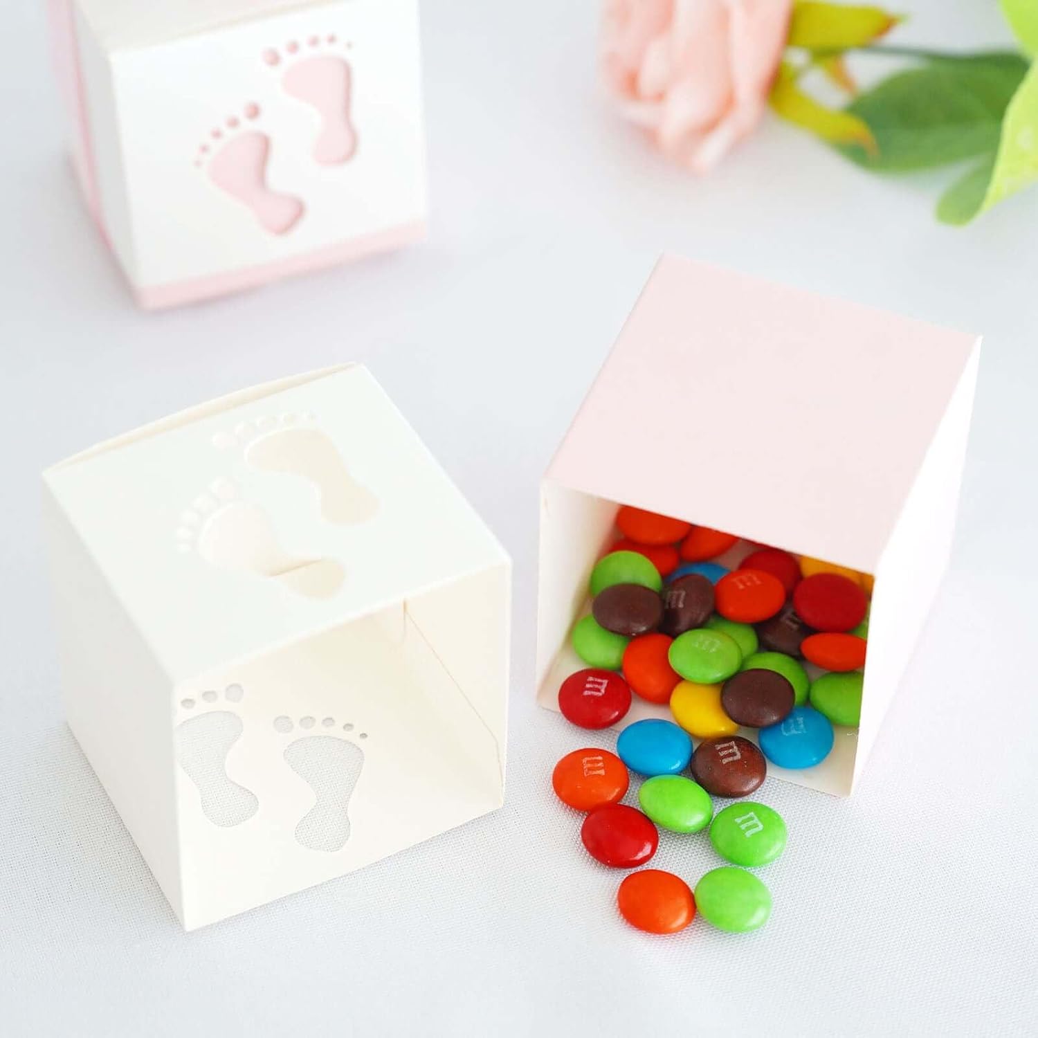 Efavormart 25 Pack Baby Footprint Candy Boxes with Ribbons