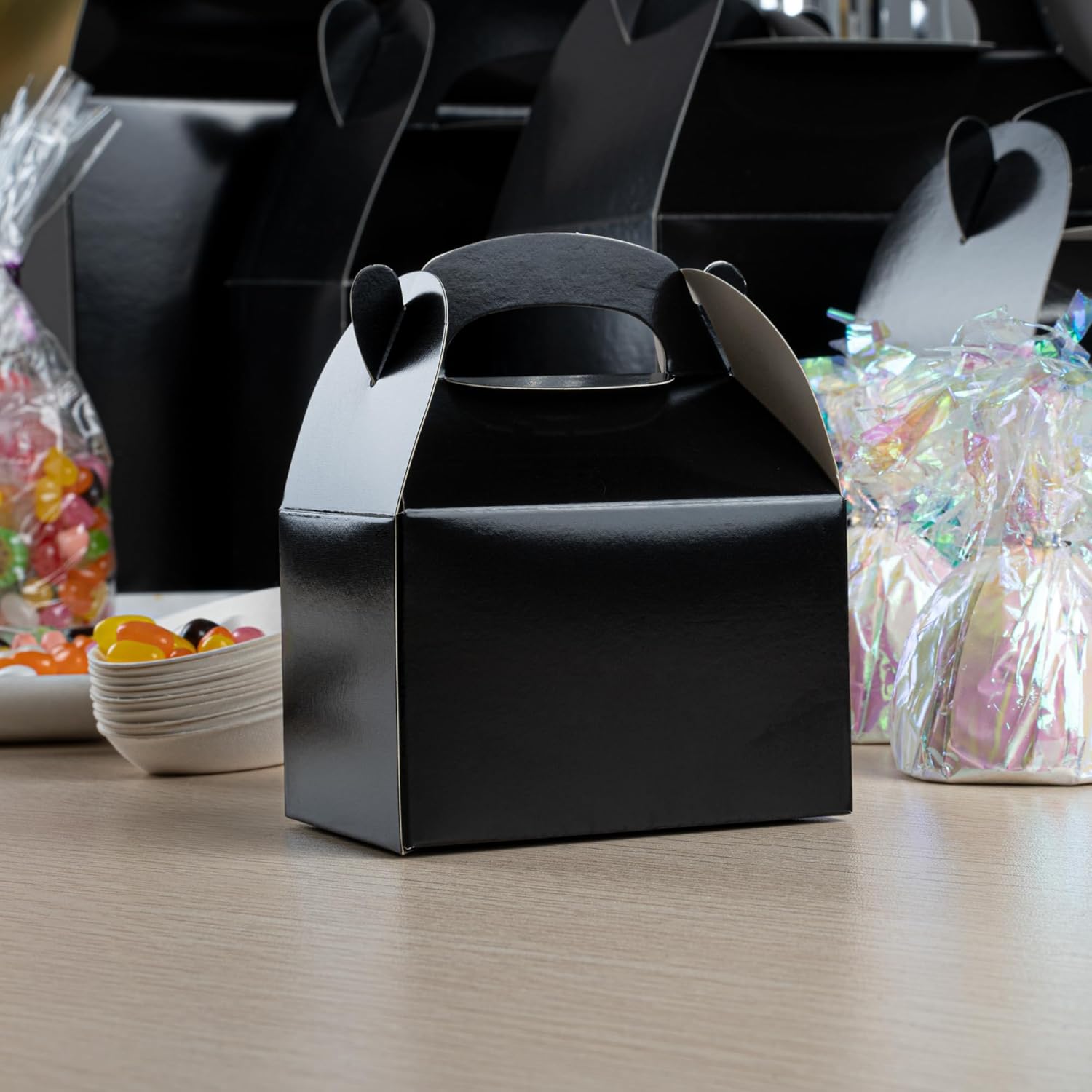 Restaurantware Bio Tek 4x25x25 Inch Gable Boxes - 25 Pack