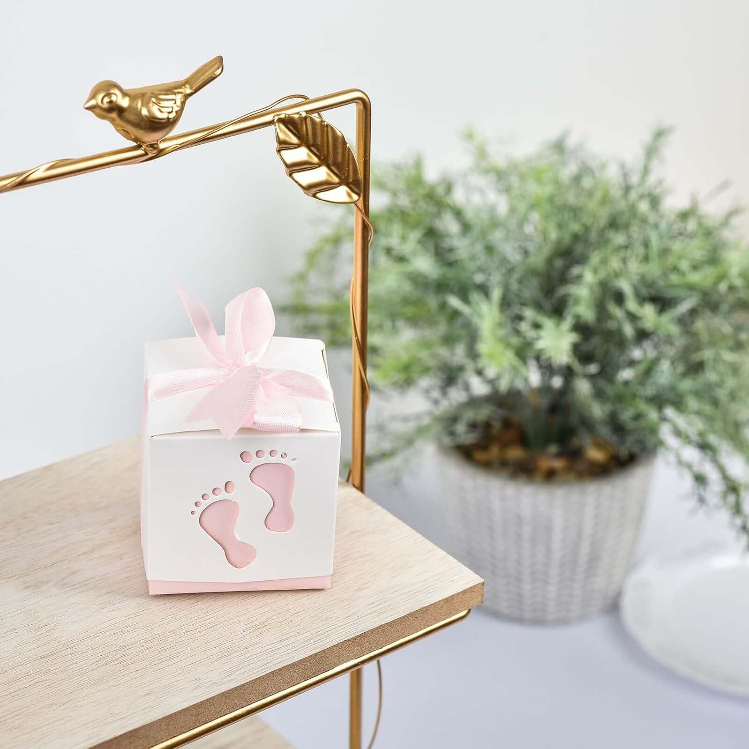 Efavormart 25 Pack Baby Footprint Candy Boxes with Ribbons
