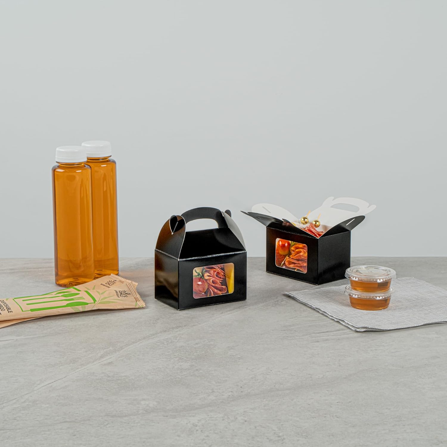 Restaurantware Bio Tek 4x25x25 Inch Gable Boxes 25 Pack