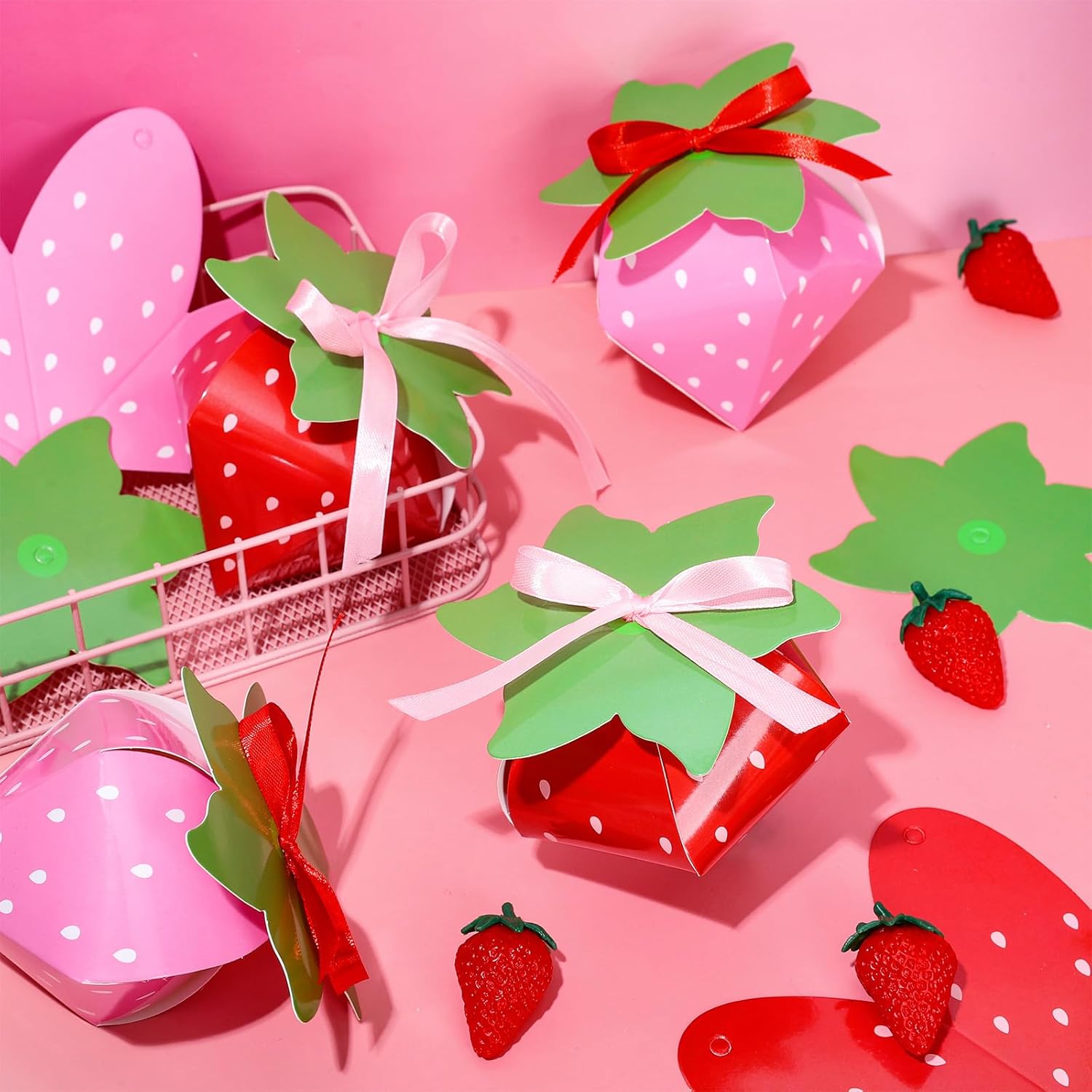 24Pcs Strawberry Shaped Treat Boxes with Ribbon Tape for Party Favors