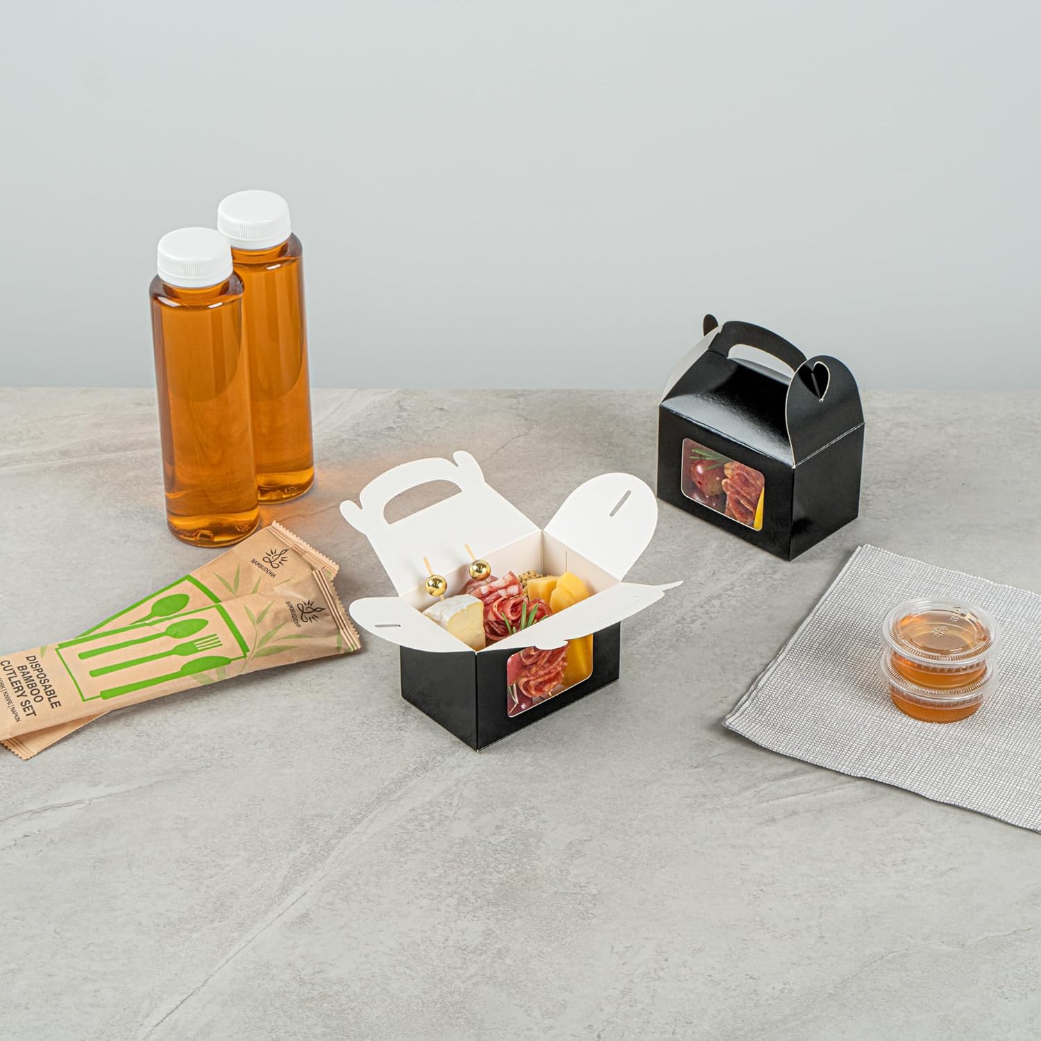 Restaurantware Bio Tek 4x25x25 Inch Gable Boxes 25 Pack