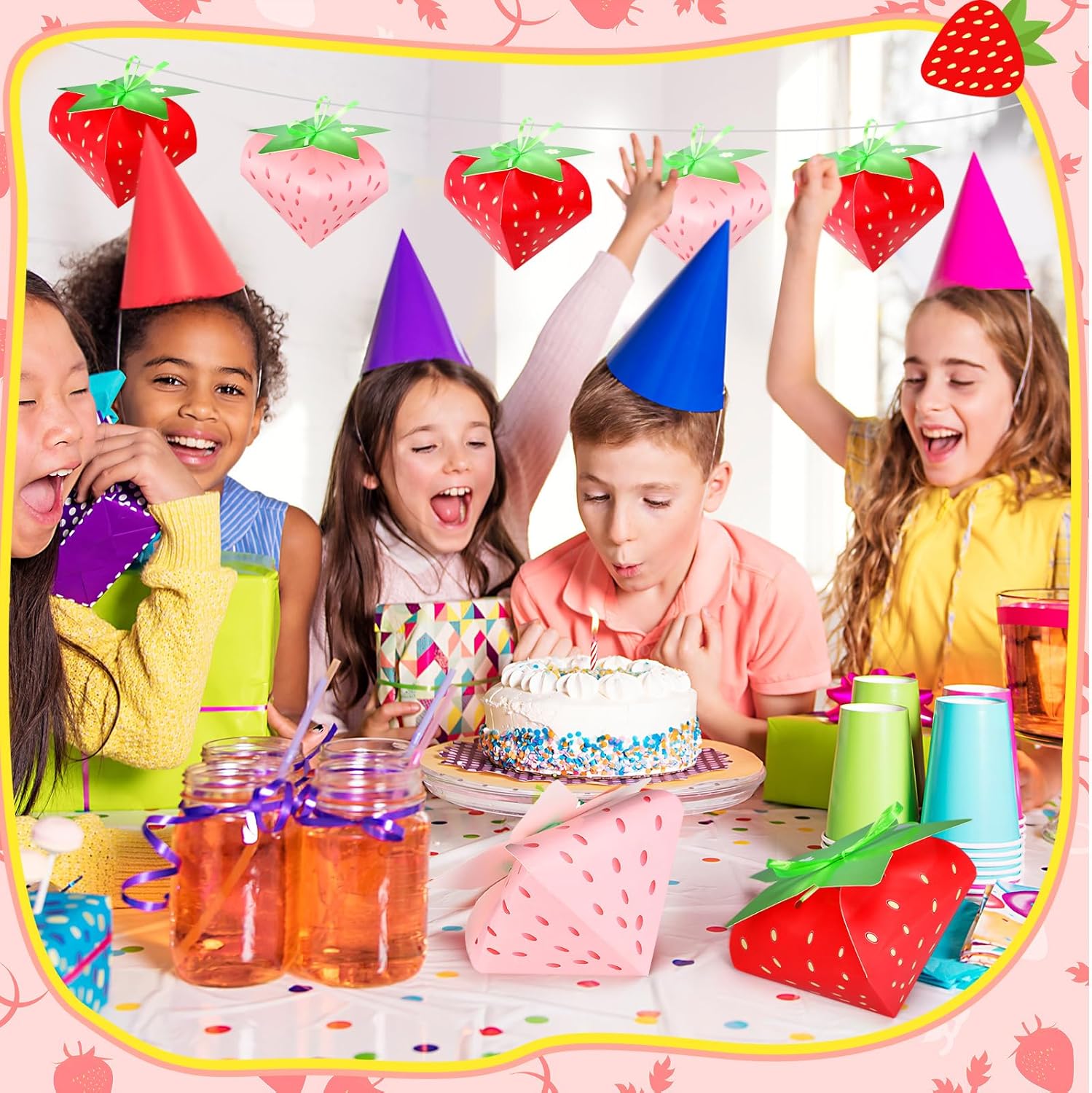 Fuyoooo 30 Pcs Strawberry Gift Boxes for Birthday Party Supplies