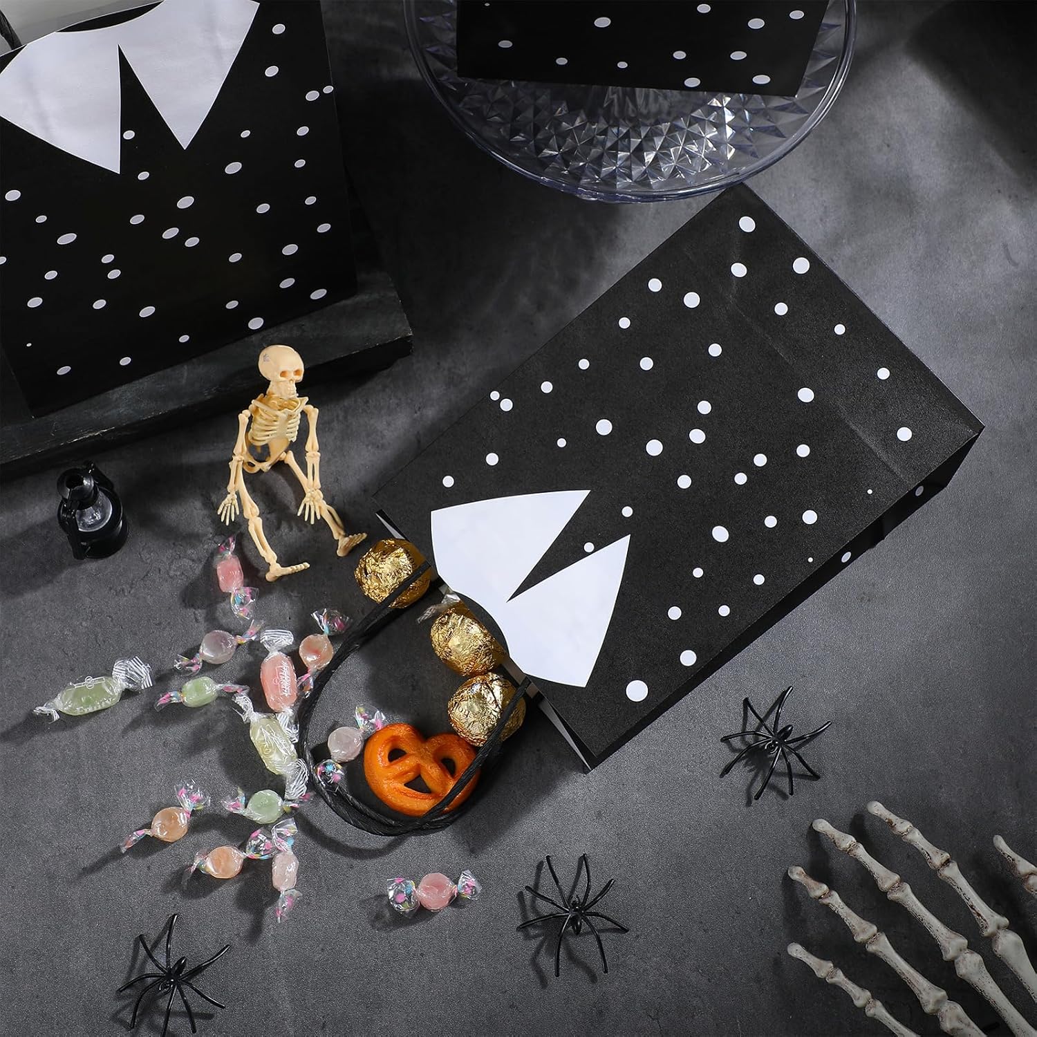 Gilprop 24 Pcs Halloween Paper Gift Bags with Handles