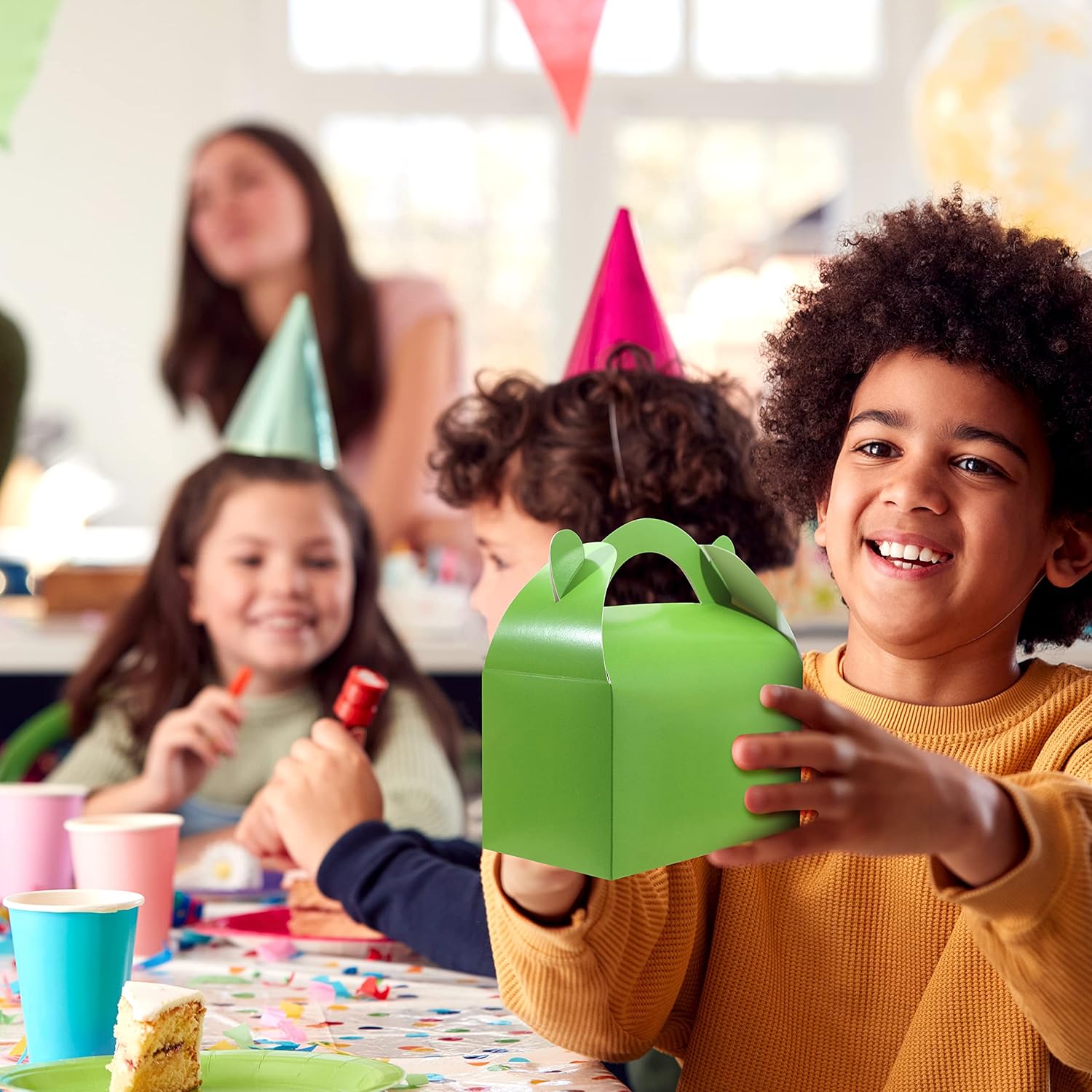 Bssay 30 Pack Treat Boxes Party Favors