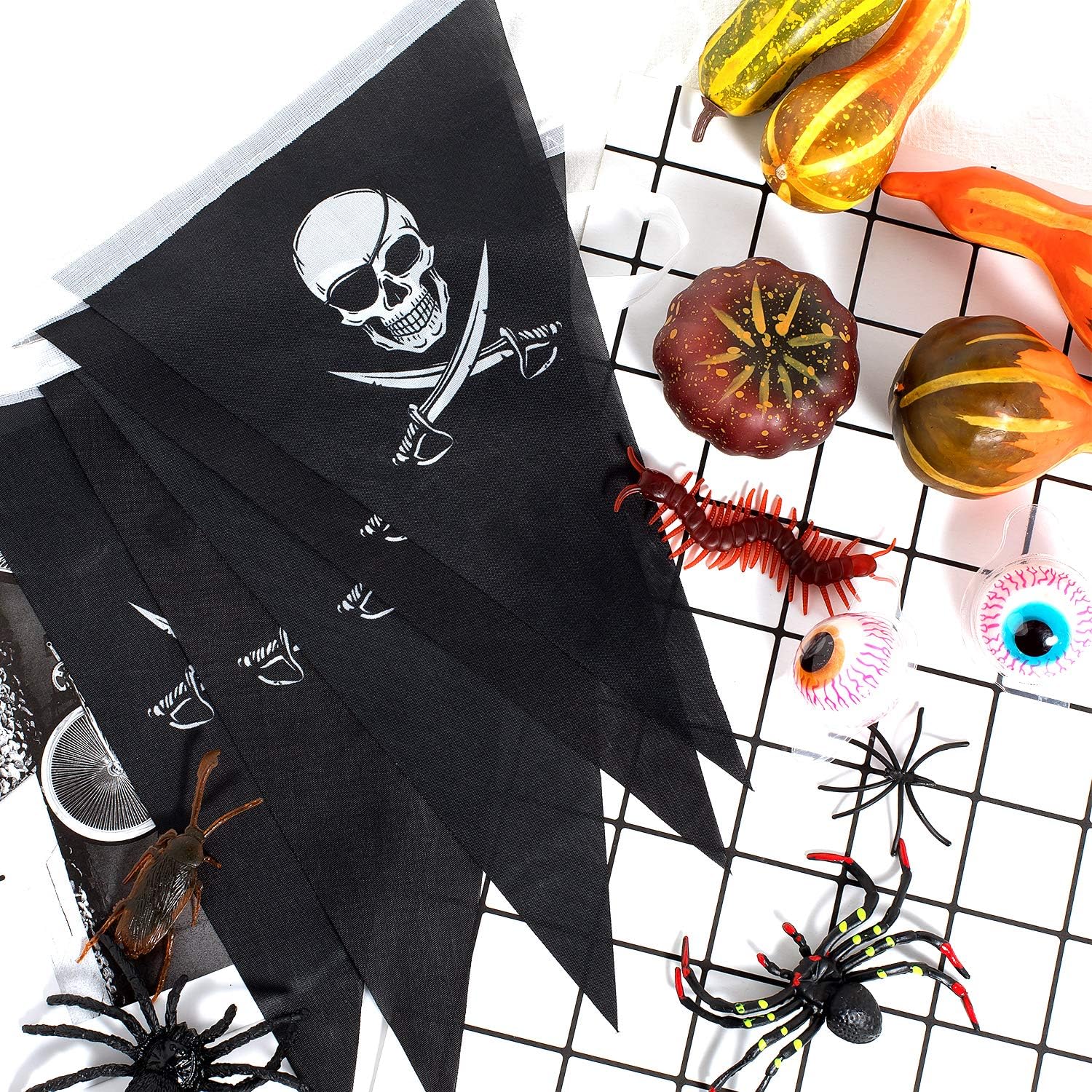 Whaline 315ft Halloween Skull Pirate Flags Bunting